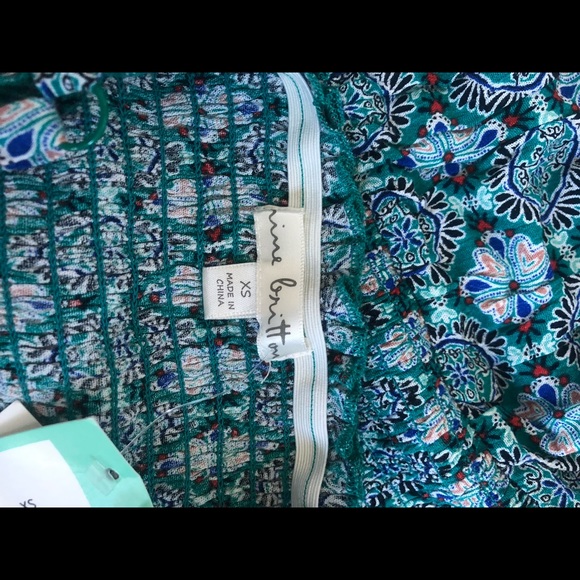 Patterned Dress - Picture 4 of 4